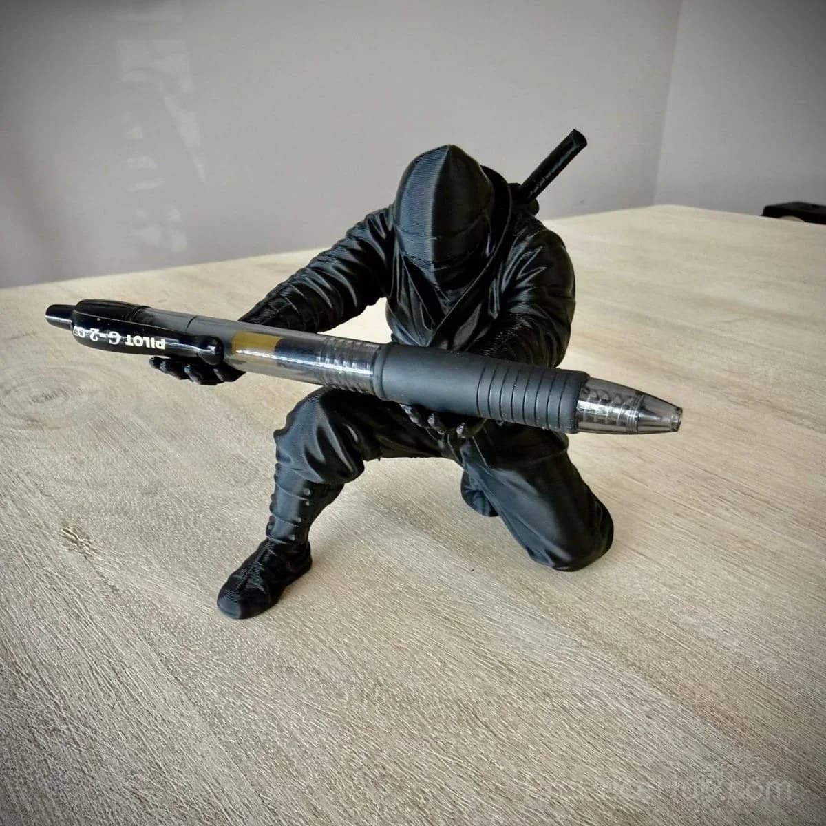 3D Printed Samurai Pen Holder Desk Organizer - View 3