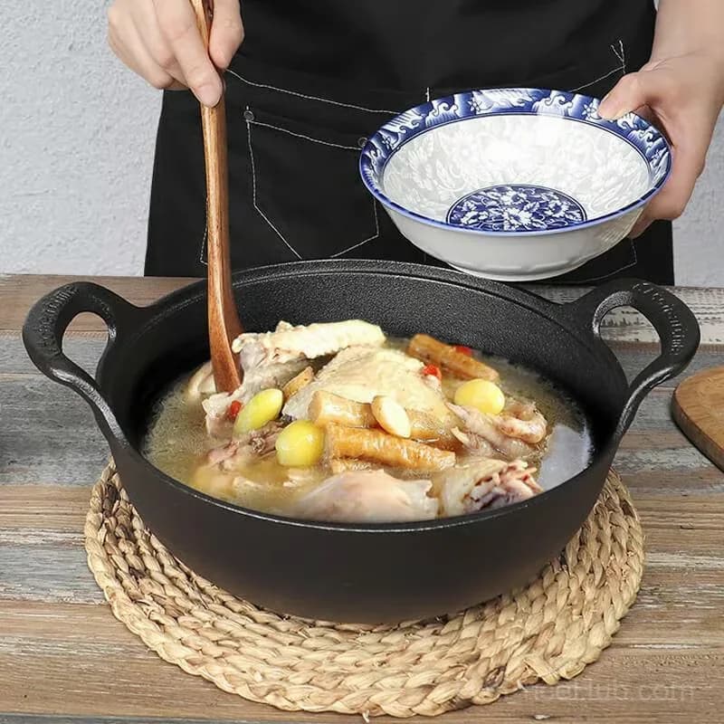 Uncoated Thick Iron Cooking Pot, 20 cm Diameter - Alt