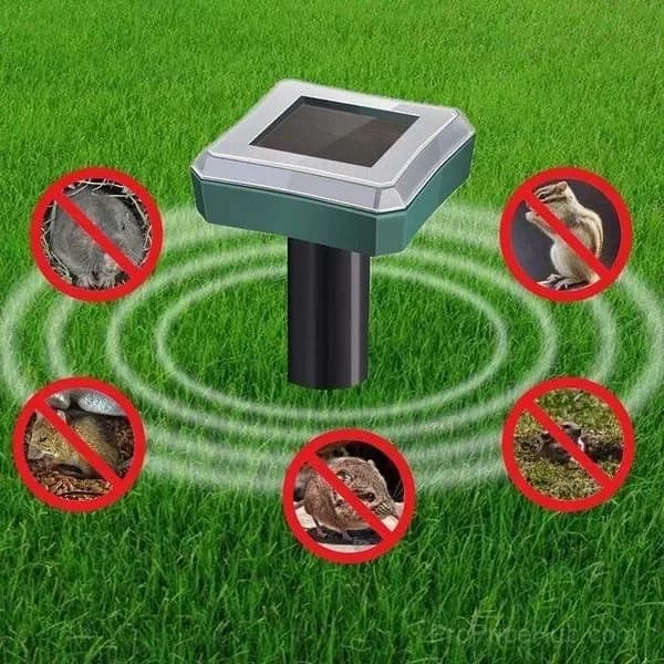 Solar Powered Rodent, Mole and Snake Pest Repeller - View 5