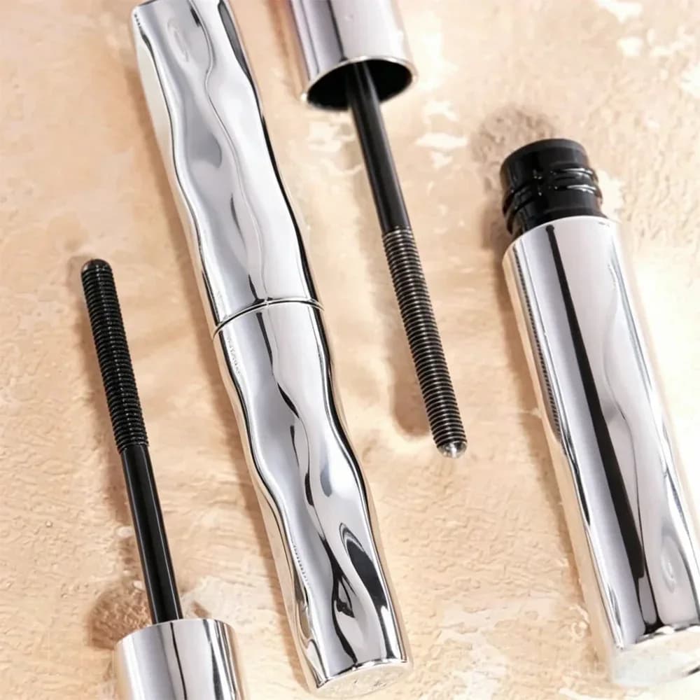 Waterproof Fibre Mascara – Volume & Length, No Clumping - View 10