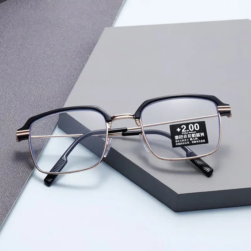 Auto-Adjusting HD Reading Glasses, Gold Frame - View 2